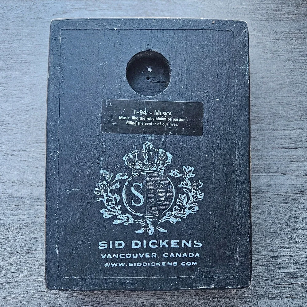 Sid Dickens T-94 Musica Early 1990s Era Retired‎ Vintage